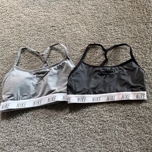 Nike Women's Gray and Black Sports Bra Set